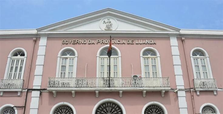 GPL decreta tolerância de ponto a partir das 12:00 de sexta-feira