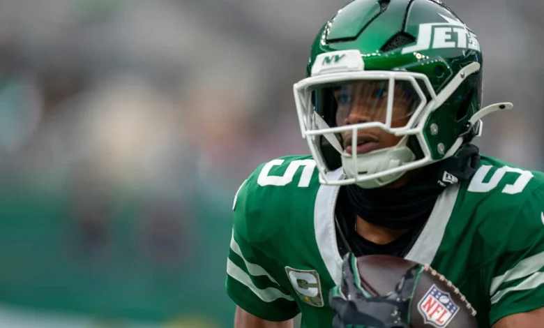 Garrett Wilson questionable to return with a knee injury