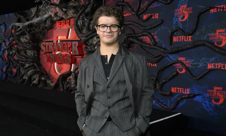 Gaten Matarazzo on Stranger Things, Lego Star Wars, and Saying Goodbye: Podcast