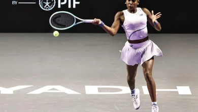 Gauff sweeps Paolini aside to revitalise WTA Finals defence