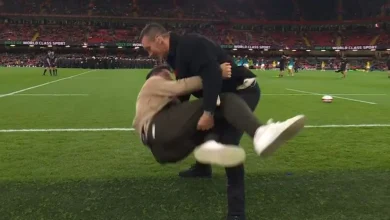 Gethin Jones in stitches as TV presenter left on the floor by Sam Warburton