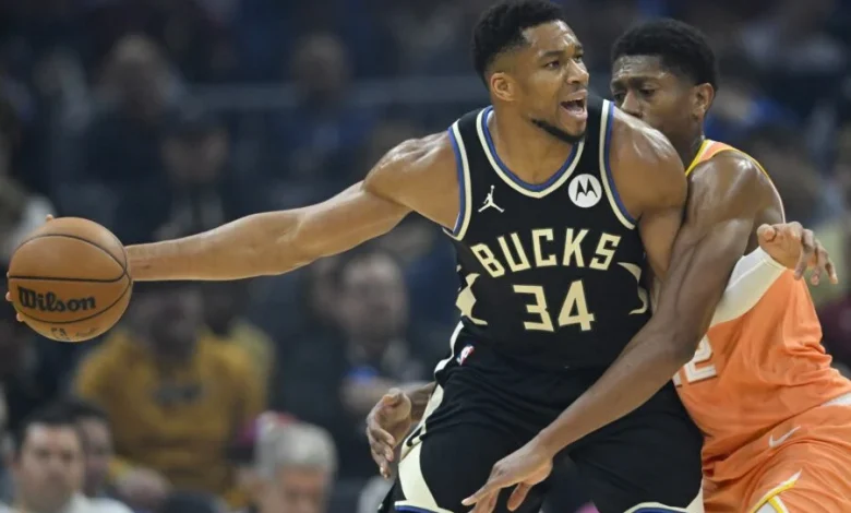 Giannis Antetokounmpo Sustains Left Groin Strain