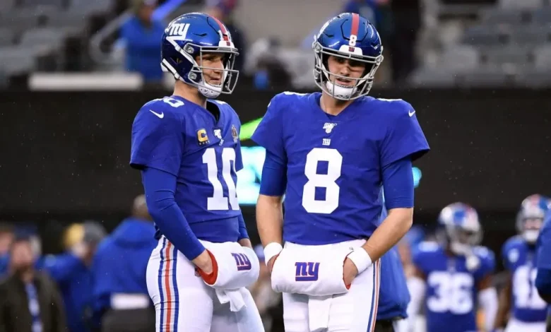 Giants Legend Eli Manning Sends 7-Word Message Praising Daniel Jones After Linking Up With Colts QB