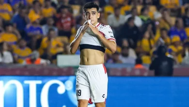 Gilberto Mora fue operado de la mano izquierda