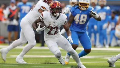 'Going to keep chipping away': Commanders trying to revive reeling run game