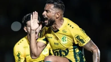 Golaço de falta de Reinaldo amplia vantagem do Mirassol contra o Ceará pelo Brasileirão