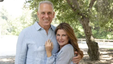 'Golden Bachelor': Cindy Grills Mel About His First Marriage