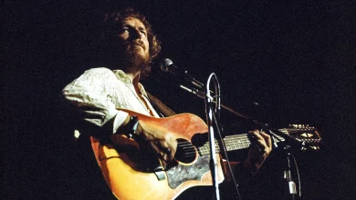 “Gordon gave me a nod around the third verse. We had never heard the song.” The hit single that’s over six minutes long, has 14 verses and no hook or guitar solo. They nailed it on the first take