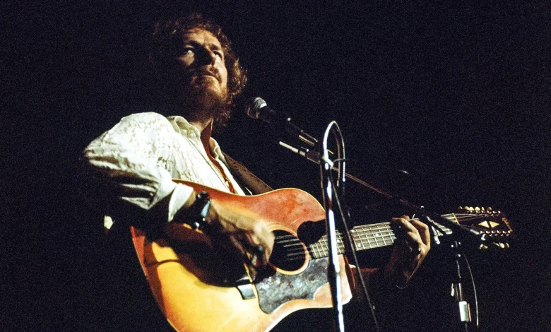 “Gordon gave me a nod around the third verse. We had never heard the song.” The hit single that’s over six minutes long, has 14 verses and no hook or guitar solo. They nailed it on the first take