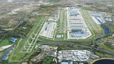 Government goes for £33bn Heathrow third runway plan