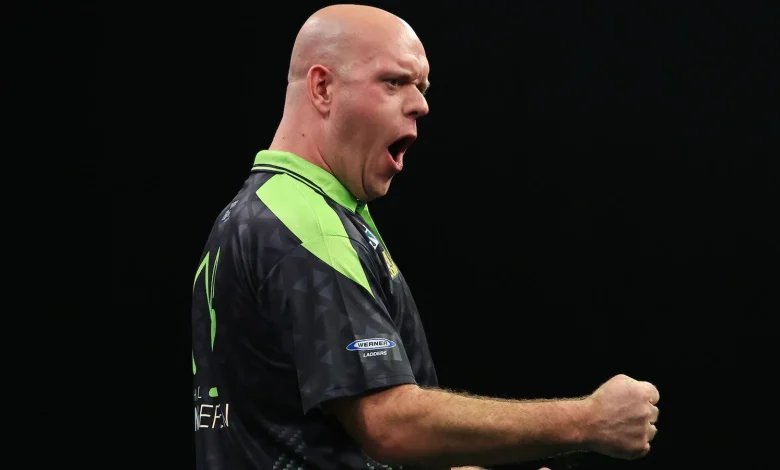 Grand Slam of Darts: Michael van Gerwen ends Gary Anderson's 17-year record as Beau Greaves registers victory