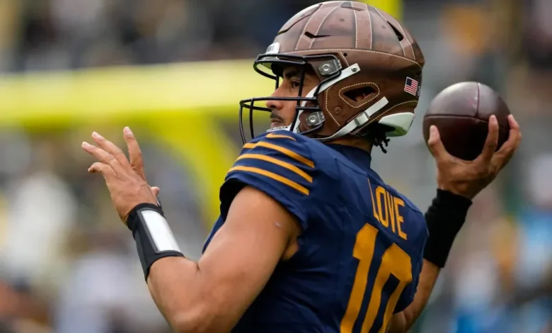 Green Bay Packers Start-Sit: Week 10 Fantasy Advice for Jordan Love, Josh Jacobs, Christian Watson, Dontayvion Wicks, and Others