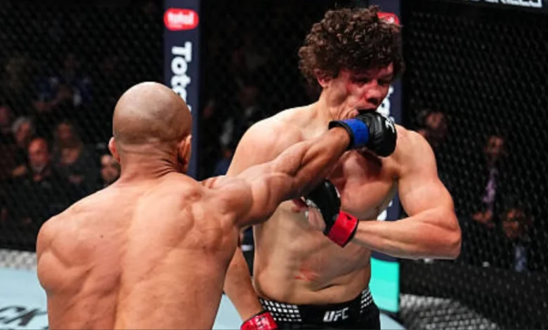 Gregory Rodrigues Outslugs Roman Kopylov For 18th Career Victory - UFC 322 Highlights