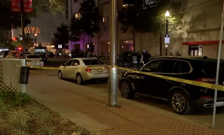 HPD officer stabbed in the head while responding to mental health call in Downtown Houston, police say