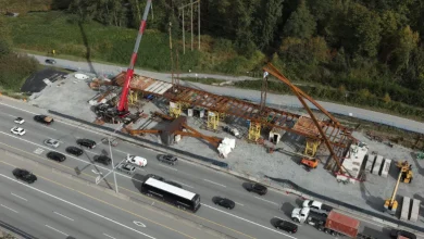 HWY 1 through Burnaby closing Saturday, Sunday for pedestrian overpass construction