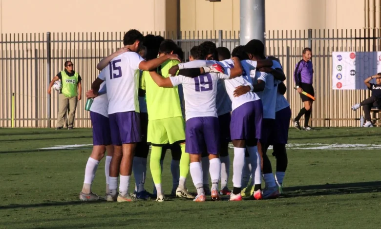 Hard-fought victory sends Lopes to WAC semifinals