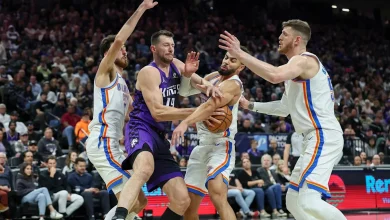 Hartenstein has 33 points and 19 rebounds to help the Thunder rout the Kings