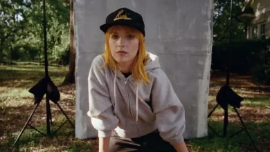 Hayley Williams Drops New Track “Showbiz,” Teases 2026 Tour: Stream