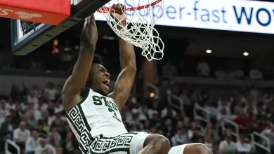 'He killed us': Ward's double-double leads Spartans past Arkansas in heavyweight clash