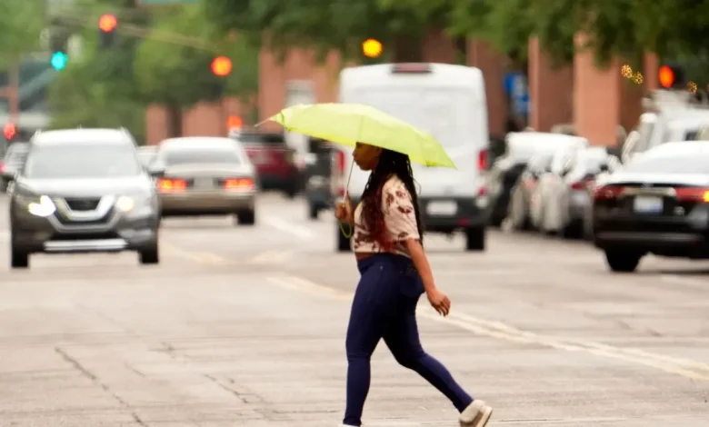 Heavy rain, cooler temps expected for metro Phoenix. Here's when the storms will hit