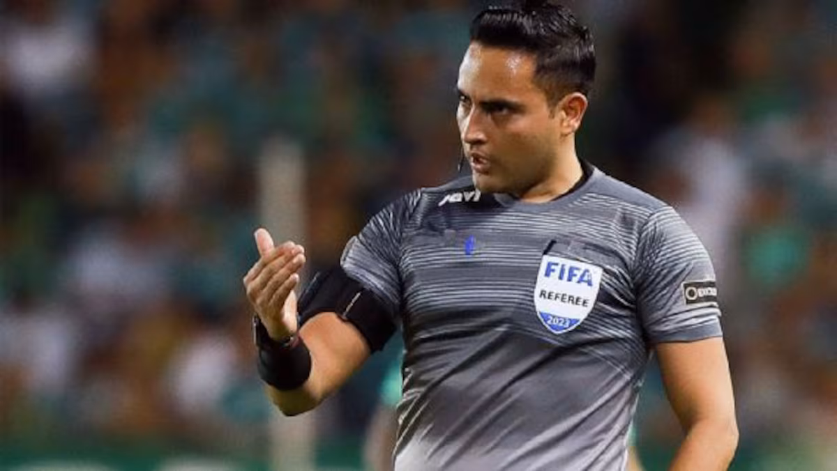 Héctor Said Martínez será el árbitro del decisivo partido de La Roja