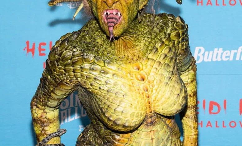 Heidi Klum dresses as Medusa at annual Halloween party