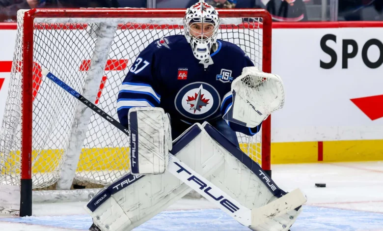 Hellebuyck out for Jets, to have knee surgery