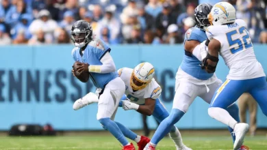 Henley plays on for Chargers after brother killed