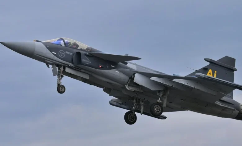 Here's why Canada should pass on buying U.S. F-35s and go for Sweden's Gripen fighter jet