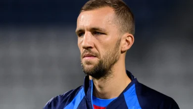 Hero West Ham star Tomas Soucek to be stripped of captaincy over controversy