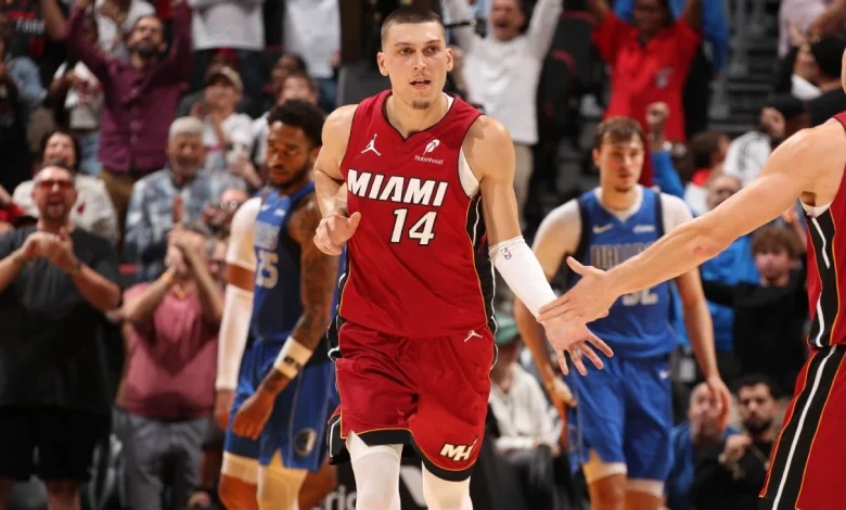 Herro keeps red-hot Heat rolling in season debut