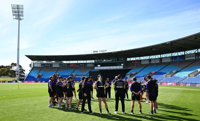 Hobart Hurricanes Squad Announcement vs Melbourne Stars
