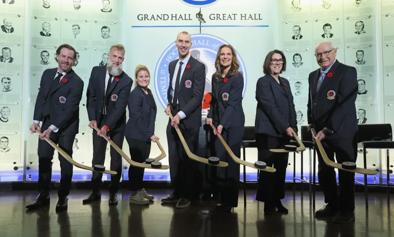 Hockey Hall of Fame: Zdeno Chára, Alexander Mogilny, Joe Thornton inducted as part of 8-member class of 2025