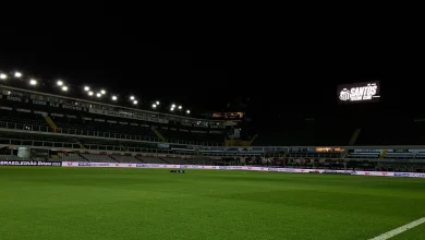 Hoje na Vila Belmiro, Flamengo e São Paulo já se enfrentaram em outros palcos aleatórios pelo Brasil