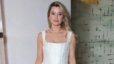 Holly Valance shows billionaire ex what he's missing on night out after split