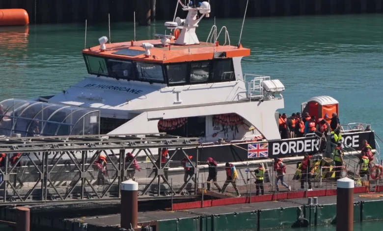 Home Secretary Shabana Mahmood threatens Trump-style visa ban on three countries as part of radical asylum reforms