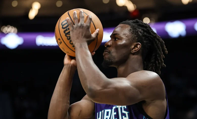Hornets suddenly have a scary Sion James problem only he can answer