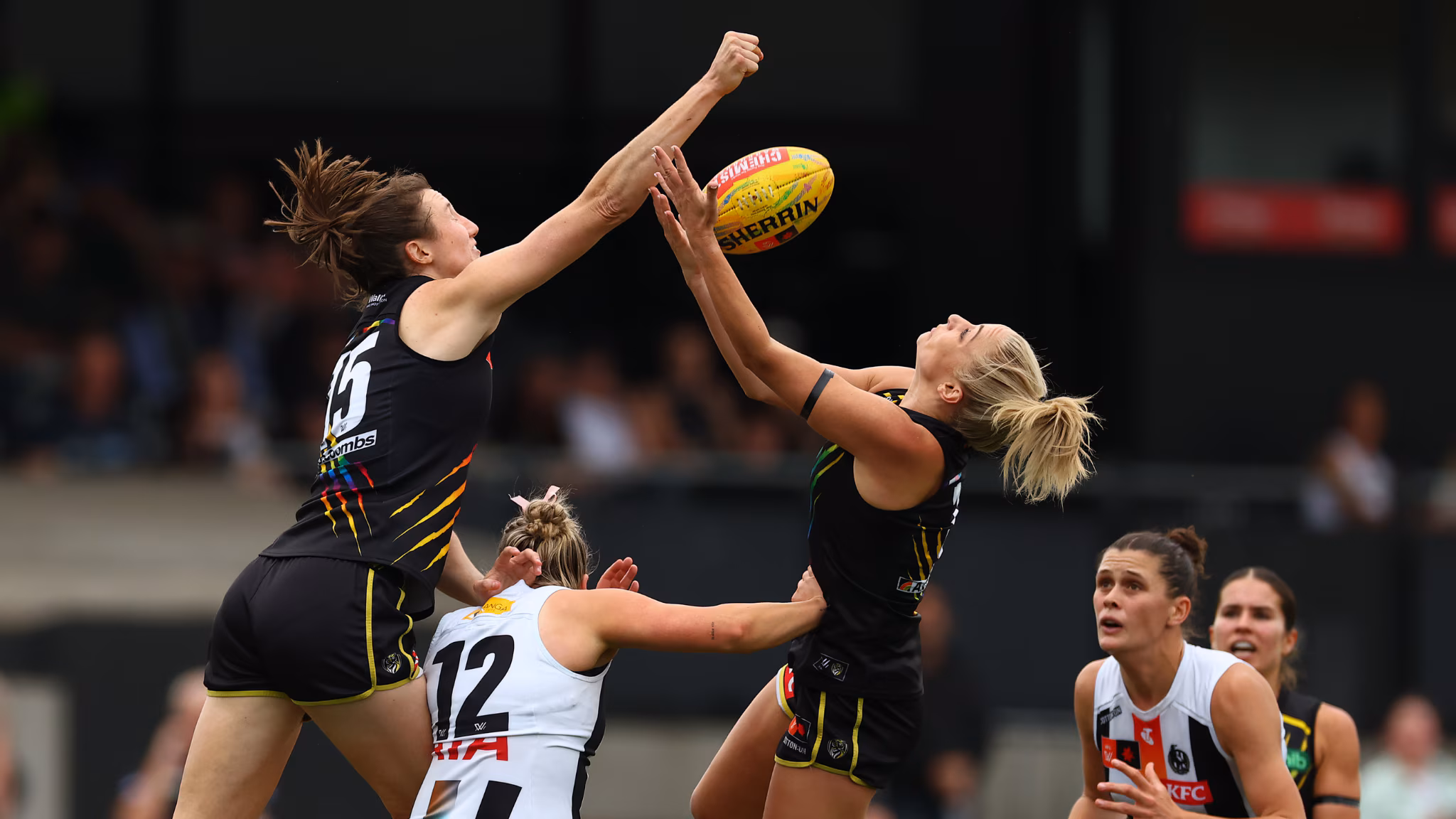 Hosking and Lynch nominated for Mark of the Year