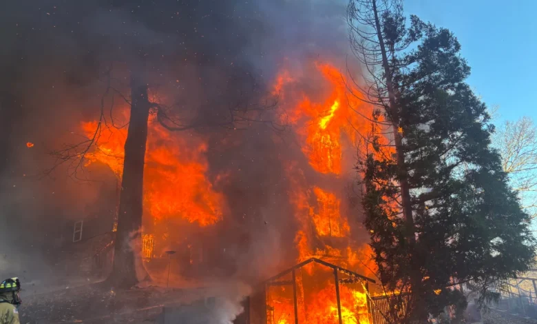 House fire in Vienna leaves 2 injured; prompts road closures