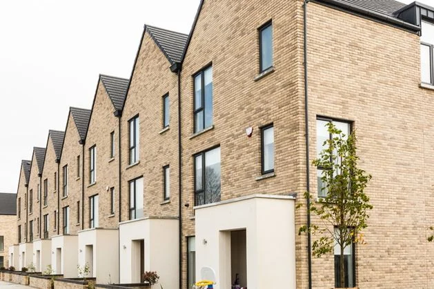 Housing Minister James Browne accused of ‘fleeing the country’ as opposition criticises new housing plan in Dáil