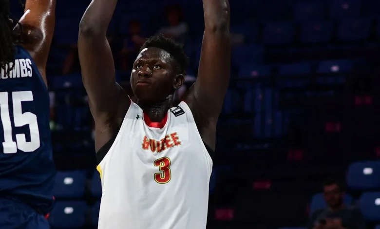 Houston lands Diane, No. 2 center in 2026 class