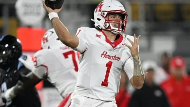 Houston’s defense holds on to upend UCF 30-27 after late field goal by Ethan Sanchez
