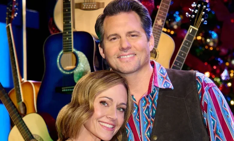 How Nikki DeLoach & Kristoffer Polaha First Met 21 Years Ago & Then Worked Together Again on Hallmark’s ‘Grand Ole Opry Christmas’