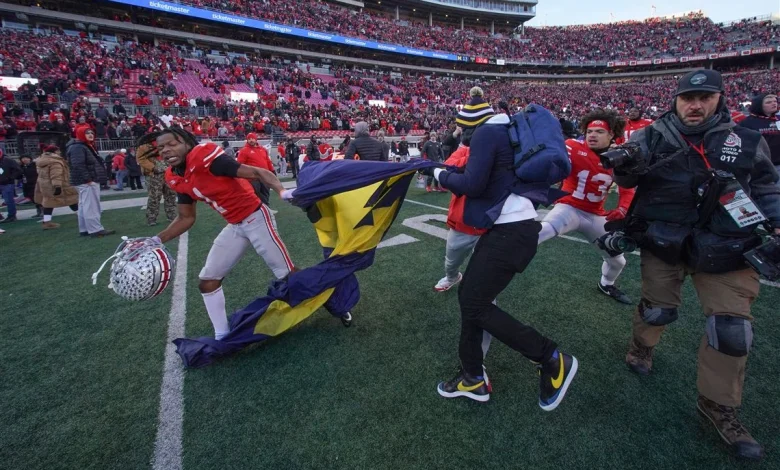 How Steelers rookies Jack Sawyer and Will Howard used an ‘ugly’ Michigan-Ohio State scene to become champs