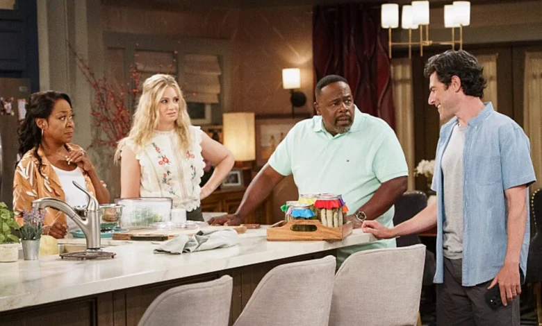 How Will ‘The Neighborhood’ End? Fans Have Their Predictions