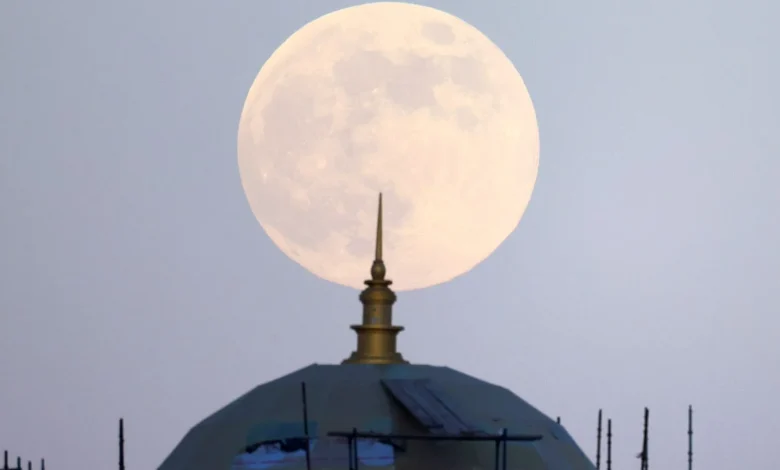 How and when to see the beaver supermoon - the biggest full moon of the year