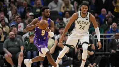 How many points did Bronny James score? Lakers vs. Bucks stats