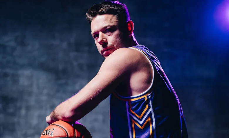 How to watch & talking points: Melbourne v Sydney