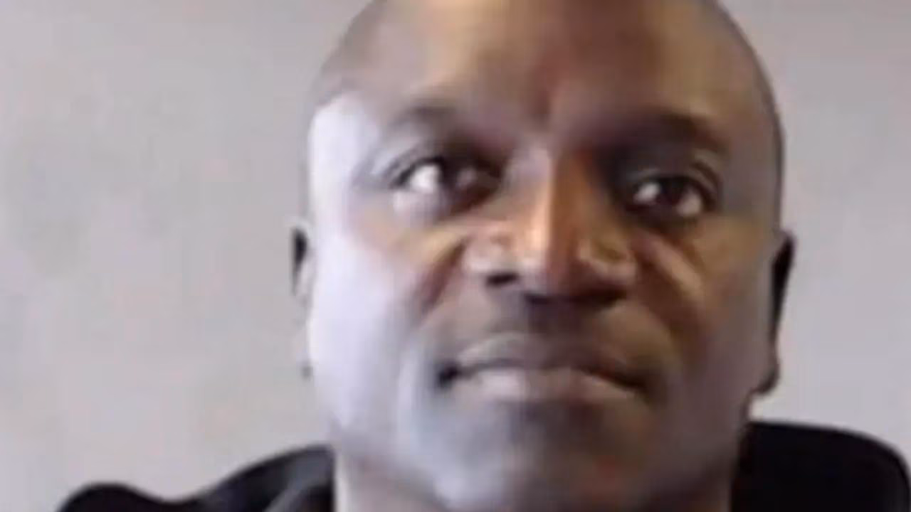 Huge pop star arrested, mugshot released