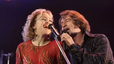 Hugh Jackman Dappered Up Solo, Then Went On A Red Carpet Date With… Kate Hudson